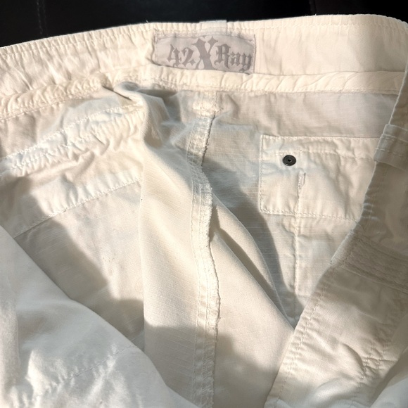 Men’s shorts - Picture 4 of 4